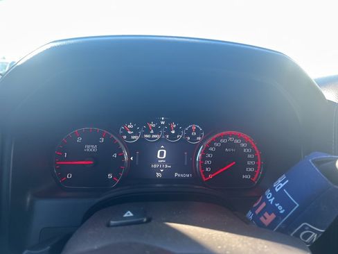 Used 2015 GMC Sierra 2500 Denali w/ Duramax Plus Package image 11