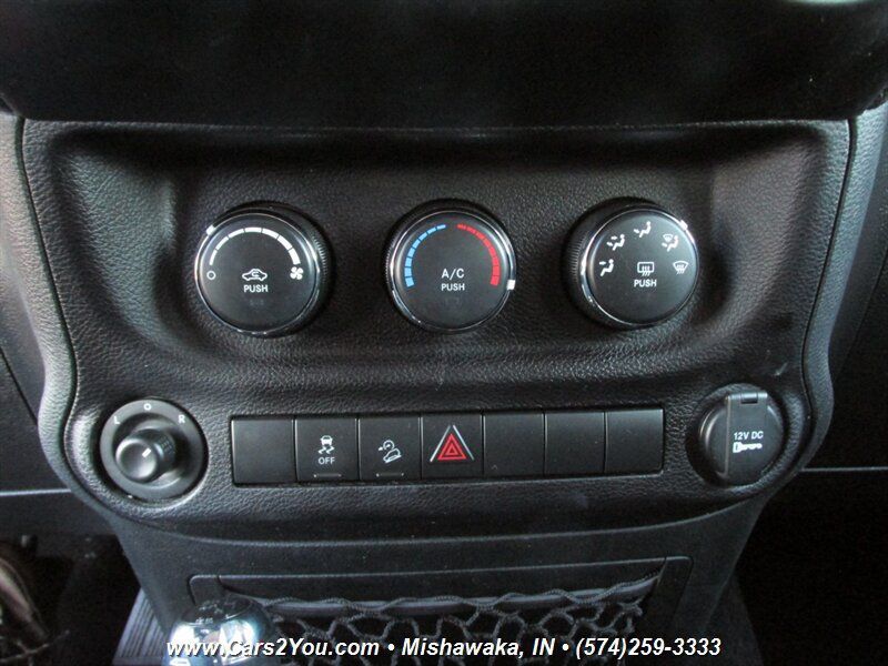 Used 2017 Jeep Wrangler Unlimited Sport w/ Quick Order Package 24S AWD/4WD image 23