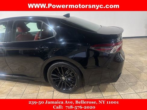 Used 2023 Toyota Camry XSE image 7