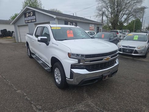 Used 2020 Chevrolet Silverado 1500 LT w/ Bed Protection Package AWD/4WD image 2