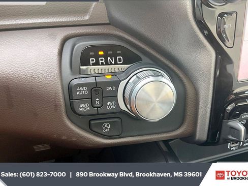 Used 2026 RAM 1500 Laramie AWD/4WD image 22