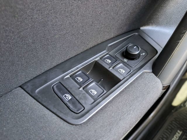 Used 2019 Volkswagen Tiguan S w/ Driver Assistance Package FWD image 20