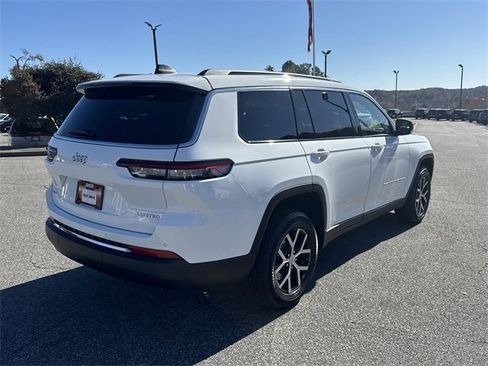 New 2025 Jeep Grand Cherokee L Limited image 5