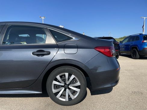 Used 2024 Honda Civic LX image 31