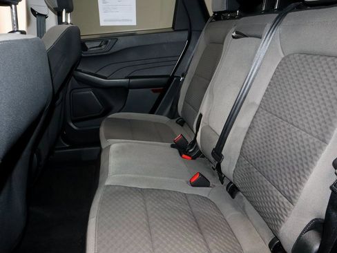 Certified 2022 Ford Escape SE w/ SE Sport Appearance Package image 22