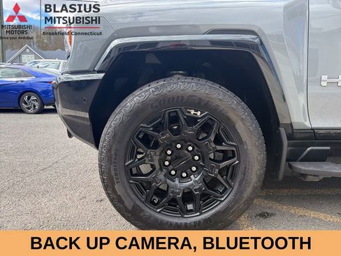 Used 2025 GMC Hummer EV 2X AWD/4WD image 4