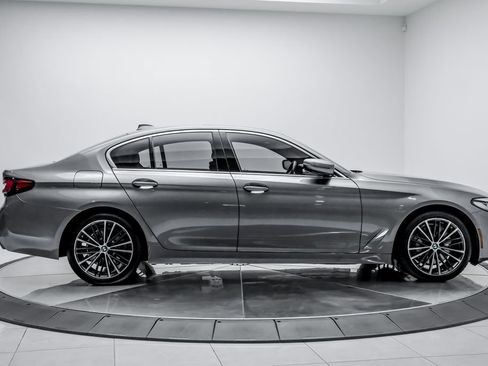 Used 2023 BMW 530i w/ Premium Package RWD image 5