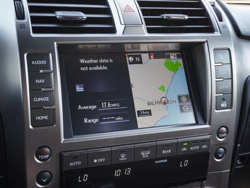 Used 2020 Lexus GX 460 Premium AWD/4WD image 23