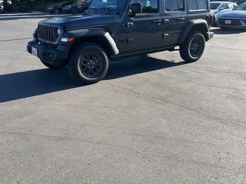 Used 2025 Jeep Wrangler Unlimited Sport AWD/4WD image 1