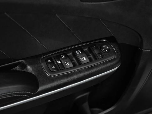 Used 2023 Dodge Charger SXT RWD image 41