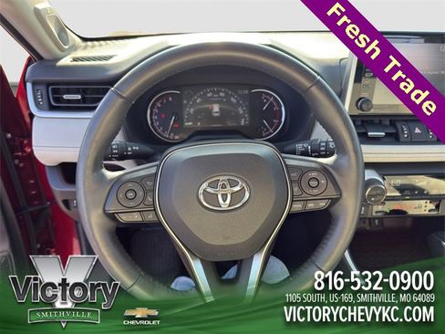 Used 2021 Toyota RAV4 Limited image 10