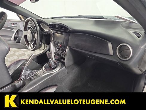 Used 2013 Subaru BRZ Limited w/ Popular Pkg 2C image 20