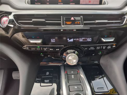 Used 2024 Acura MDX SH-AWD w/ Technology Package image 18