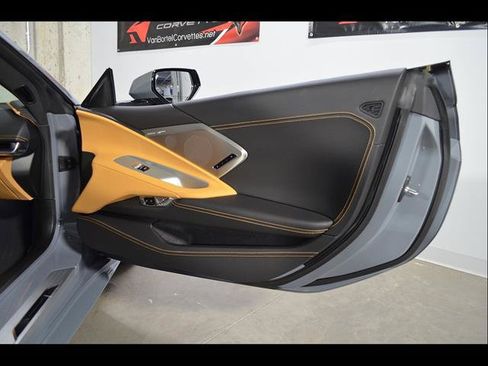 Used 2024 Chevrolet Corvette Stingray Premium Cpe w/ 3LT RWD image 18