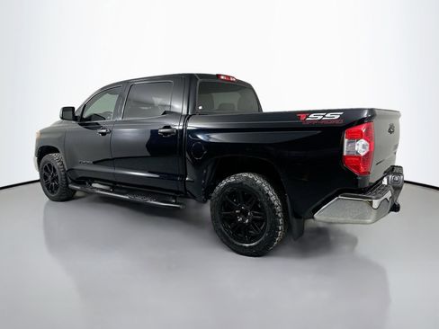 Used 2018 Toyota Tundra SR5 image 8