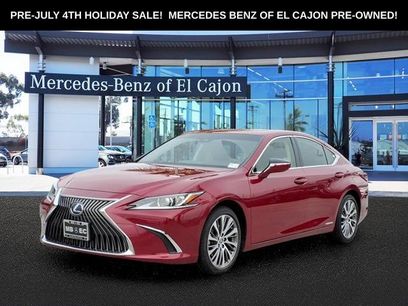 Used 2019 Lexus ES 300h w/ Premium Package