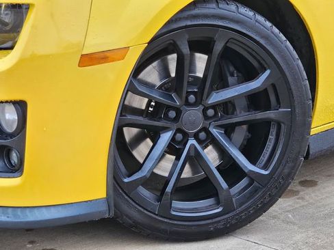 Used 2013 Chevrolet Camaro ZL1 RWD image 7