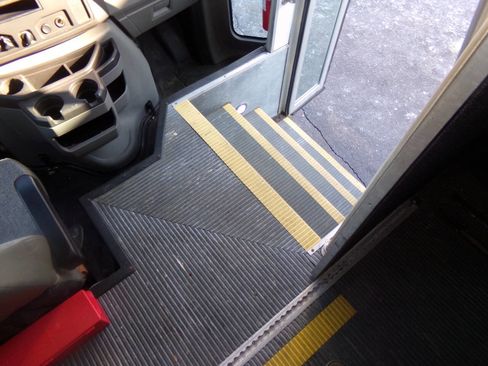 Used 2019 Ford E-450 and Econoline 450 Super Duty w/ Shuttle Bus Prep Package image 31