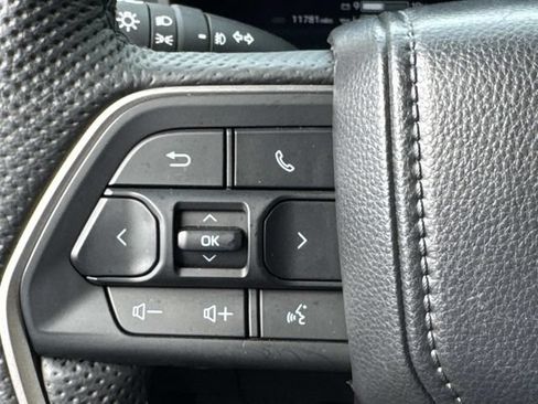 Used 2026 Toyota Tundra Limited AWD/4WD image 30