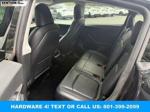 Used 2023 Tesla Model Y Performance AWD/4WD image 32
