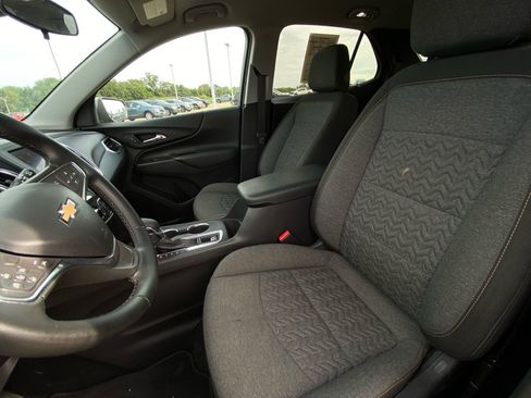 Used 2024 Chevrolet Equinox LT AWD/4WD image 9