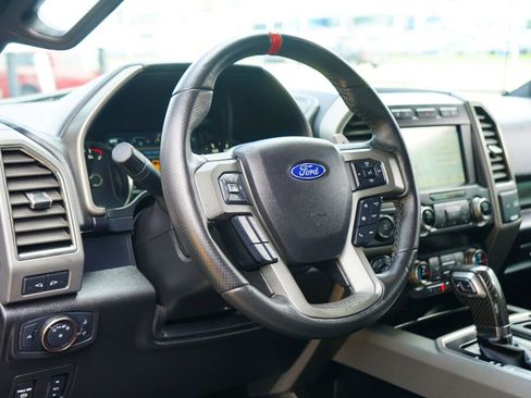 Used 2019 Ford F150 Raptor w/ Equipment Group 802A Luxury image 11