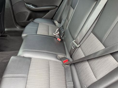 Used 2020 Chevrolet Impala LT FWD image 9