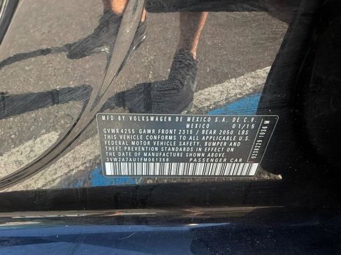 Used 2015 Volkswagen Golf TDI S image 38