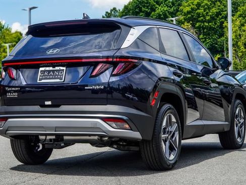 Certified 2026 Hyundai Tucson SEL w/ Tow & Go Package AWD/4WD image 13