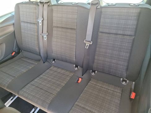 Used 2017 Mercedes-Benz Metris Passenger image 27