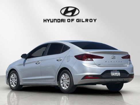 Used 2019 Hyundai Elantra SE FWD image 3