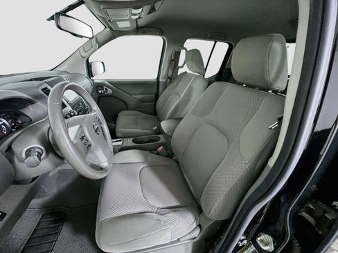 Used 2019 Nissan Frontier SV w/ Value Truck Package RWD image 13