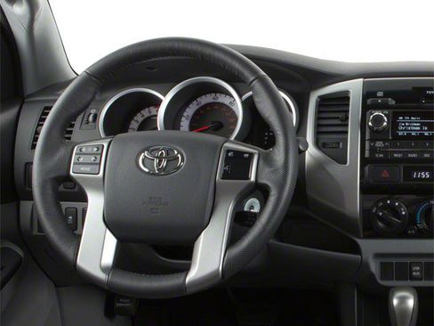 Used 2013 Toyota Tacoma PreRunner w/ SR5 Pkg RWD image 6