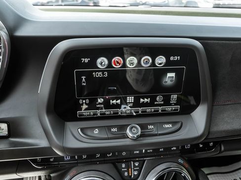 Used 2017 Chevrolet Camaro ZL1 RWD image 19