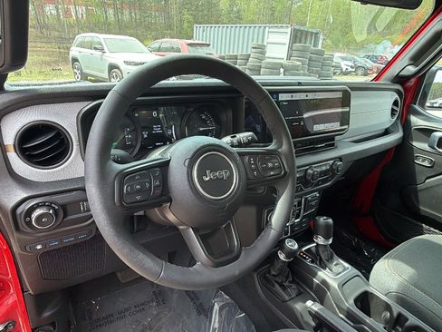 Used 2025 Jeep Wrangler Unlimited Sport S 4xe AWD/4WD image 24