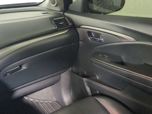 Used 2021 Honda Ridgeline Sport image 18
