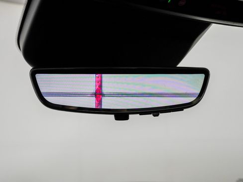 Used 2025 Cadillac Escalade ESV V w/ LPO, ONYX Package image 29