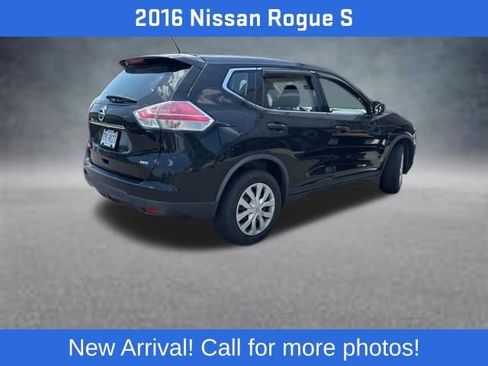 Used 2016 Nissan Rogue S AWD/4WD image 3