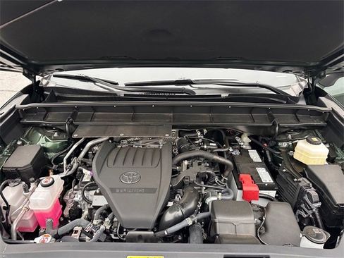 Used 2025 Toyota Highlander Limited image 28
