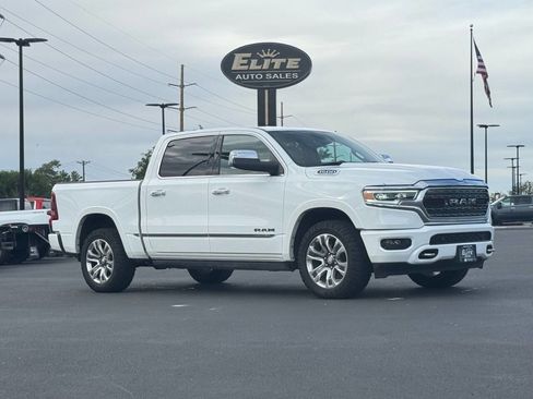 Used 2022 RAM 1500 Limited w/ Body-Colour Bumper Group image 1