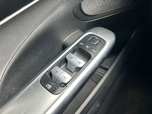 Used 2024 Mercedes-Benz C 300 4MATIC Sedan image 20