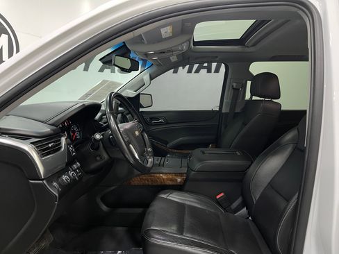 Used 2019 Chevrolet Tahoe Premier w/ RST 6.2L Performance Edition image 13
