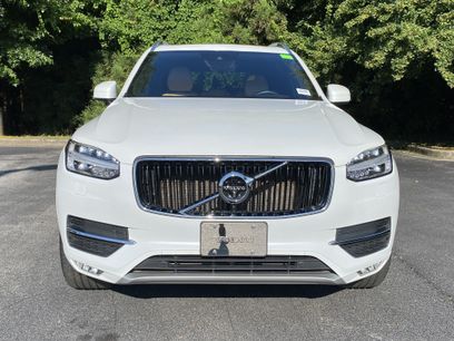 Used 2018 Volvo XC90 T6 Momentum w/ Convenience Package