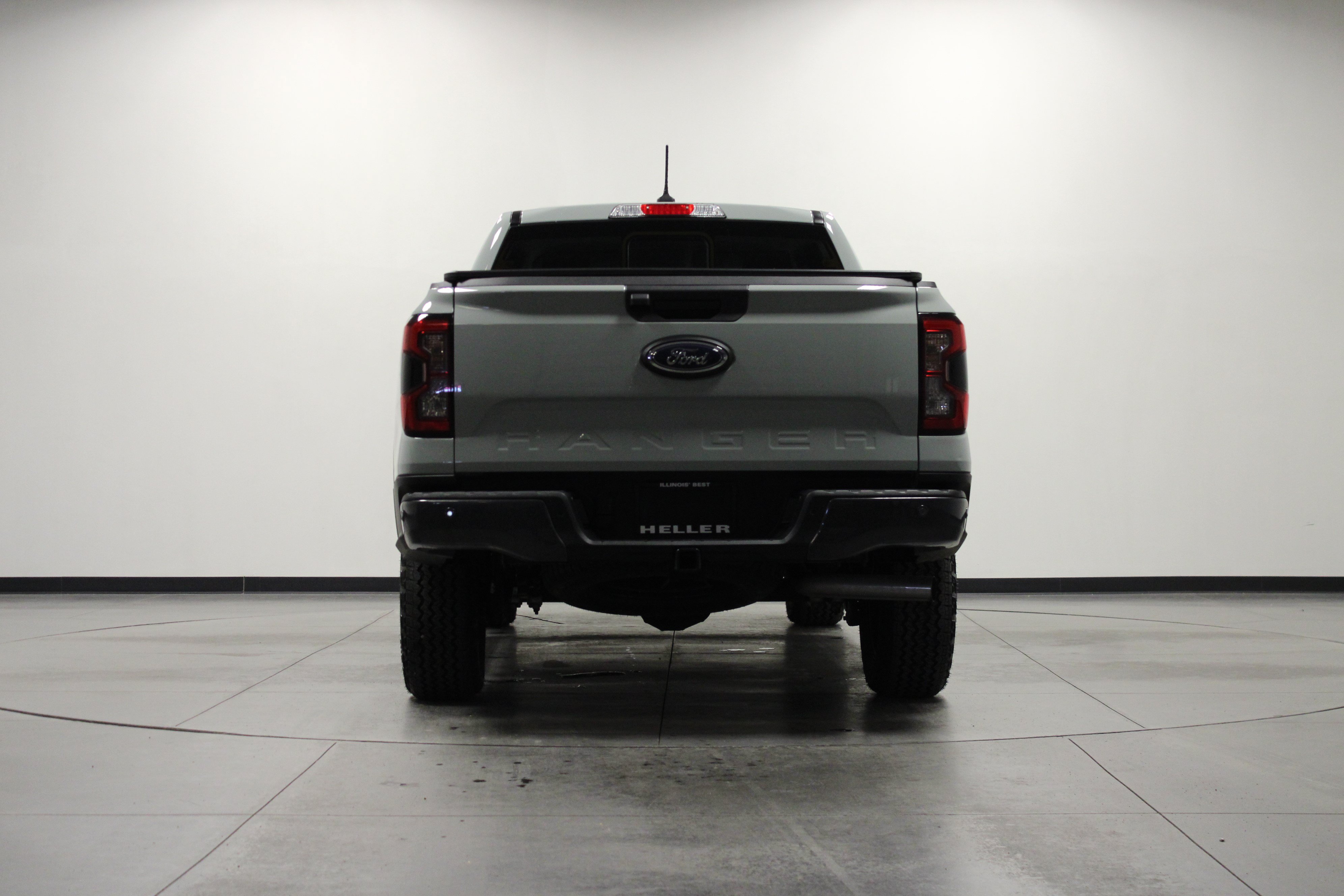 Used 2024 Ford Ranger Lariat w/ FX4 Off-Road Package AWD/4WD image 5