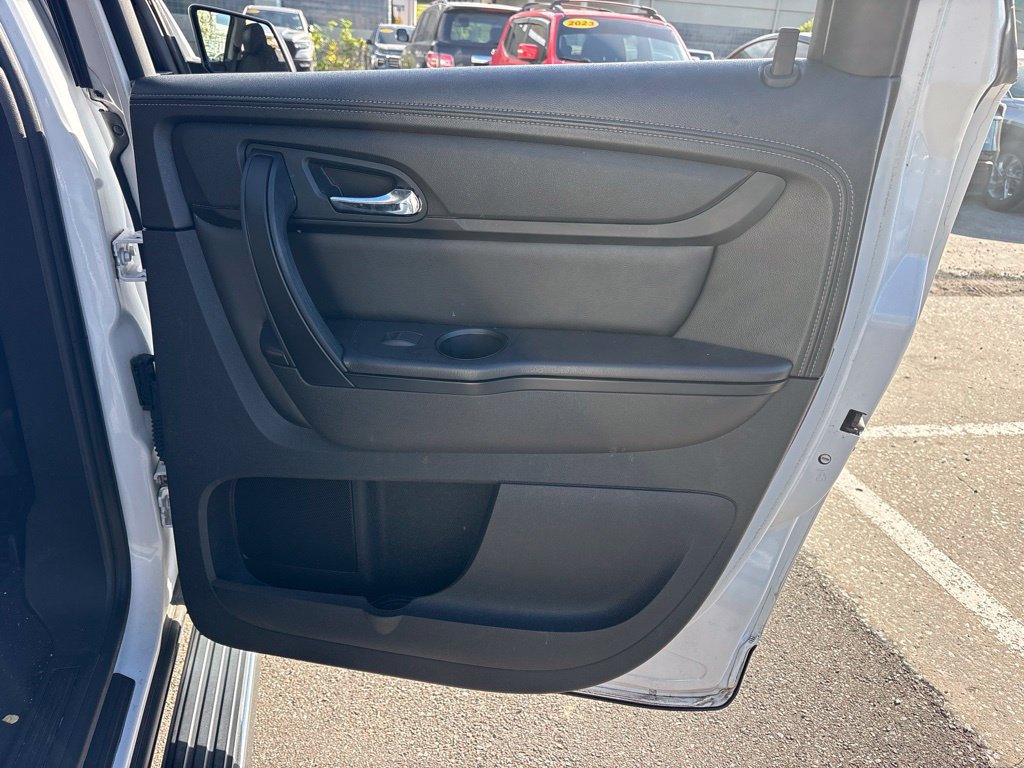 Used 2016 GMC Acadia SLE FWD image 20