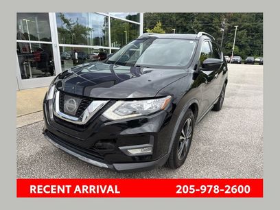 Used 2017 Nissan Rogue SL