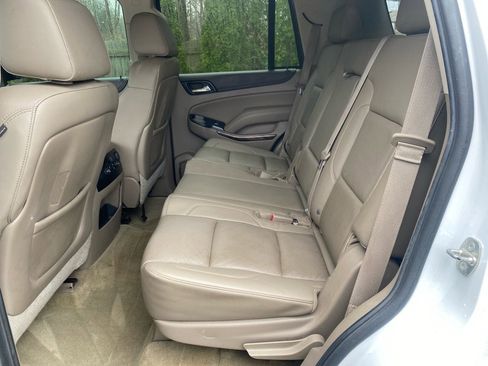 Used 2015 GMC Yukon SLT w/ HD Trailering Package image 21