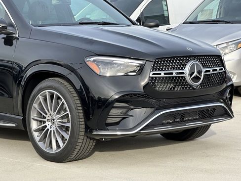 Used 2024 Mercedes-Benz GLE 580 4MATIC image 3