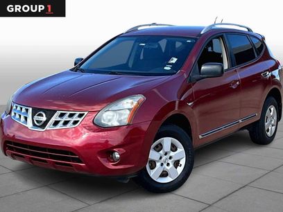 Used 2014 Nissan Rogue S w/ Convenience Package