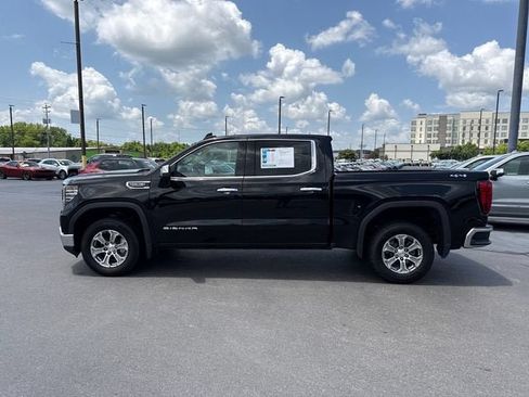Used 2025 GMC Sierra 1500 SLT AWD/4WD image 6